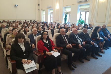 “Ümummilli Lider Heydər Əliyevin dil siyasəti” - elmi sessiya