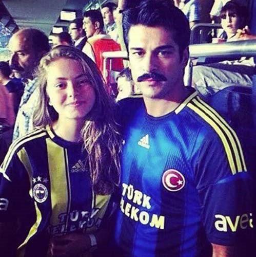 Burak Özçivit Fener forması