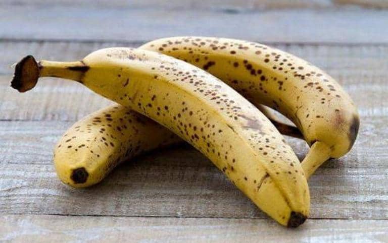 Mədə yanmasında banan