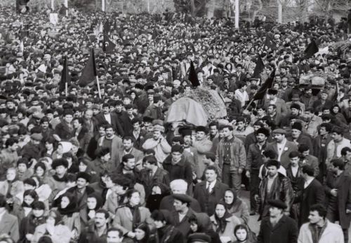 Qanlı yanvar haqqında şəkil