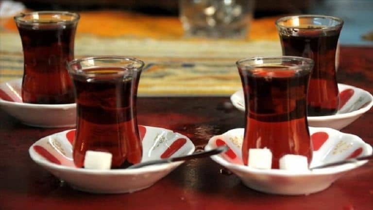 stəkan qənd çay