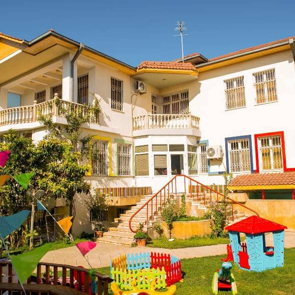 Toddler Town Academy uşaq bağçası