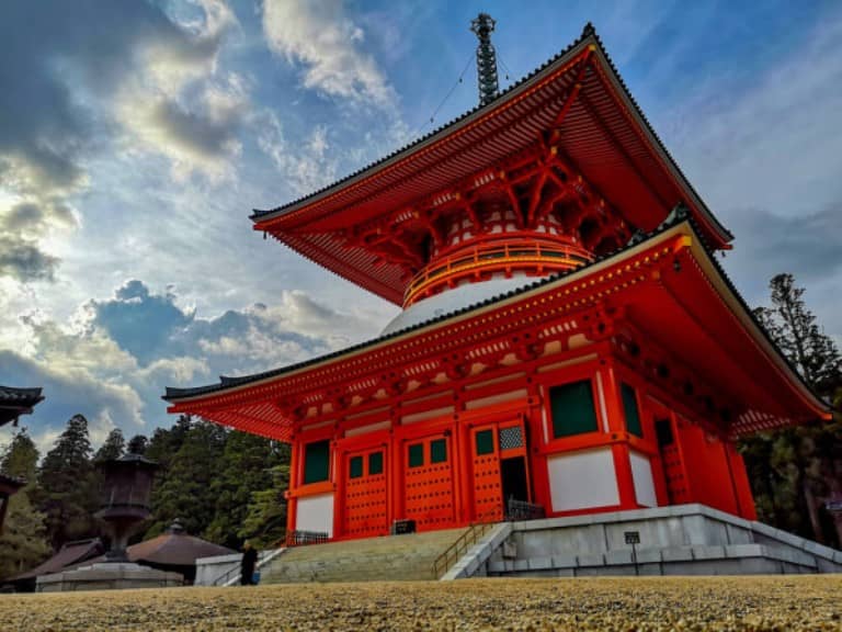 Yaponiya - Koyasan buddist məbədi