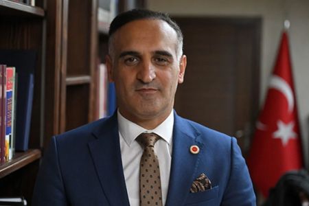 Taner Beyoğlu: İstanbulda keçiriləcək sərgidə Azərbaycandan ona yaxın nəşriyyat iştirak edəcək